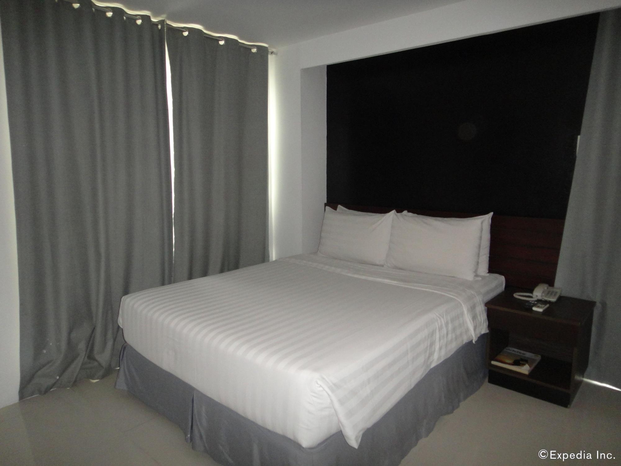 Cityscape Hotel Mandaue Bagian luar foto