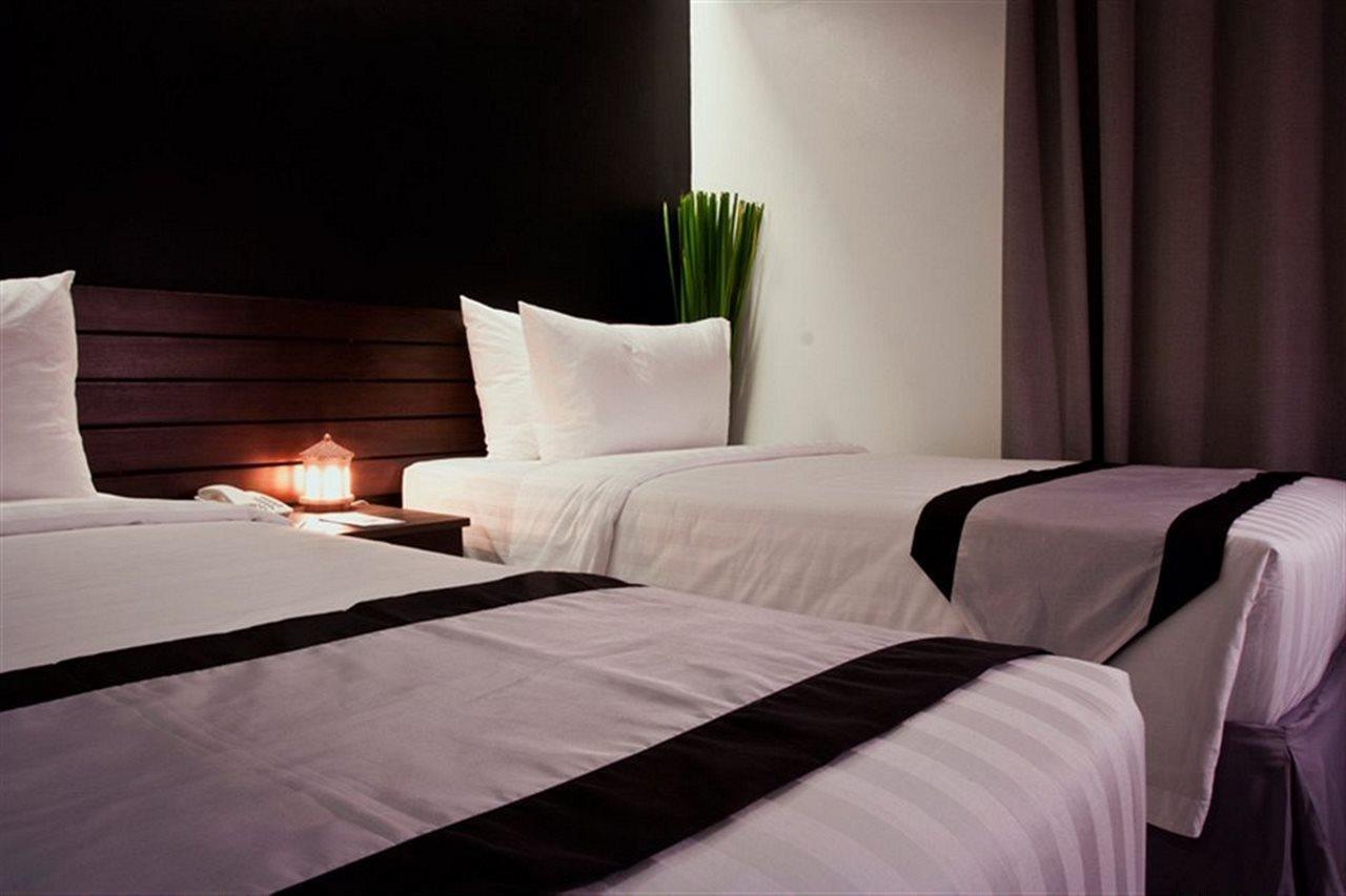 Cityscape Hotel Mandaue Bagian luar foto