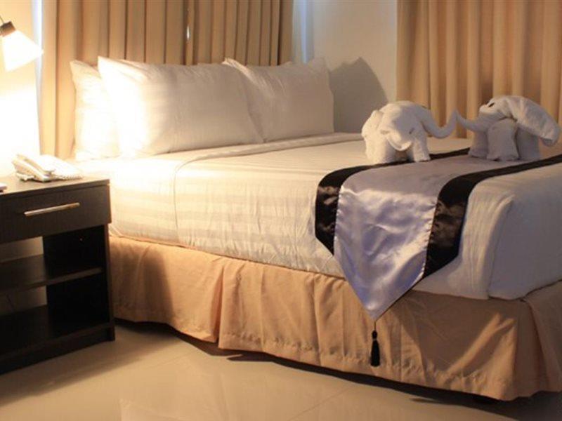 Cityscape Hotel Mandaue Bagian luar foto
