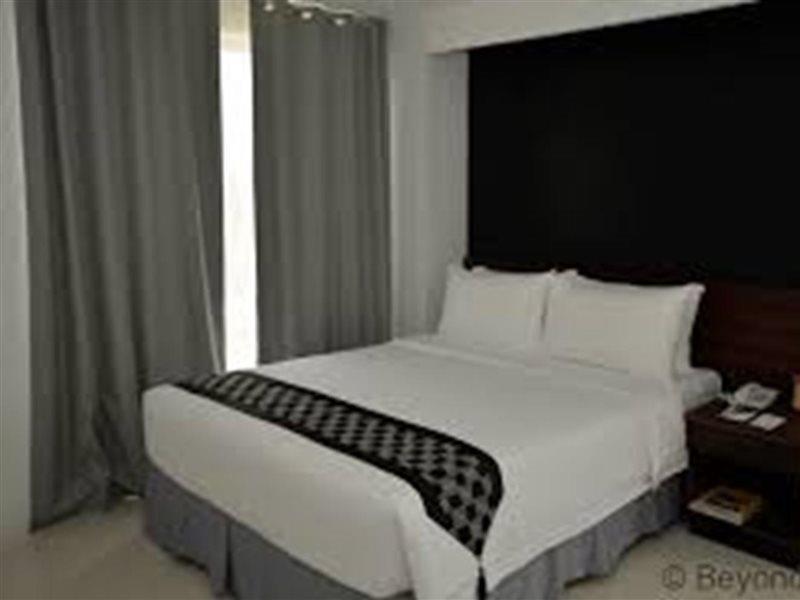 Cityscape Hotel Mandaue Bagian luar foto
