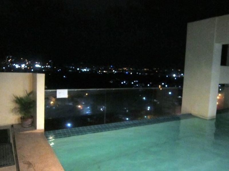 Cityscape Hotel Mandaue Bagian luar foto