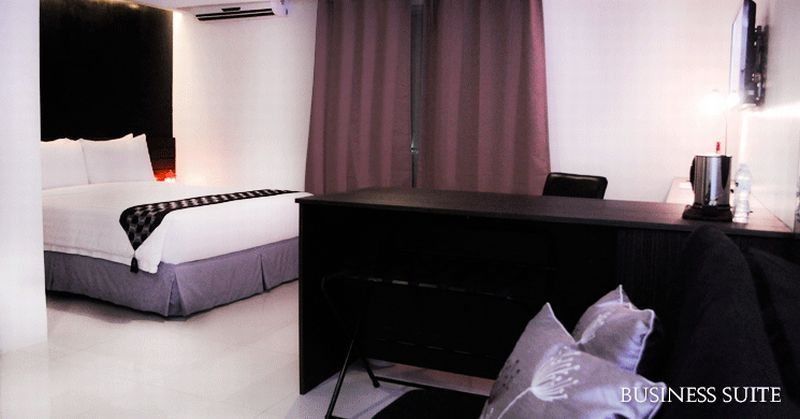 Cityscape Hotel Mandaue Bagian luar foto